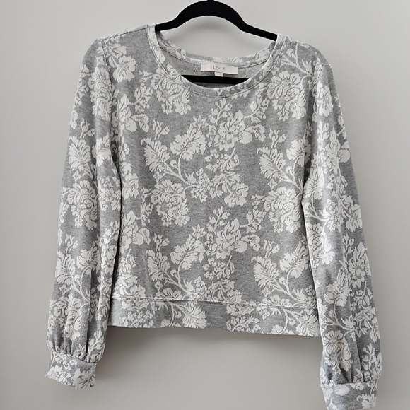 LOFT Women's Damask Pattern Top in Gray and White Floral - Picture 1 of 7